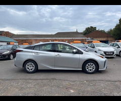 Toyota Prius 1.8 VVTi Excel Euro 6 (S/S) CVT 5Dr - 4