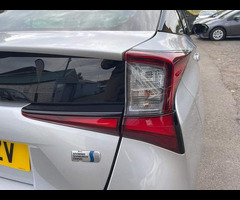 Toyota Prius 1.8 VVTi Excel Euro 6 (S/S) CVT 5Dr - 33