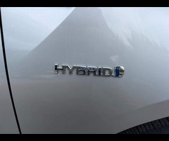 Toyota Prius 1.8 VVTi Excel Euro 6 (S/S) CVT 5Dr - 34