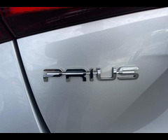 Toyota Prius 1.8 VVTi Excel Euro 6 (S/S) CVT 5Dr - 33