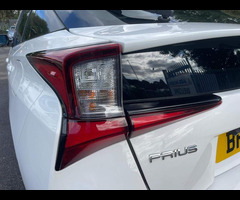 Toyota Prius 1.8 VVTi Excel Euro 6 (S/S) CVT 5Dr - 28