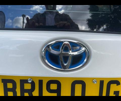 Toyota Prius 1.8 VVTi Excel Euro 6 (S/S) CVT 5Dr - 30