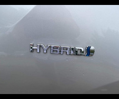 Toyota Prius 1.8 VVTi Excel Euro 6 (S/S) CVT 5Dr - 34