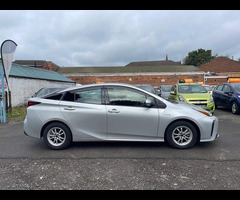 Toyota Prius 1.8 VVTi Excel Euro 6 (S/S) CVT 5Dr - 4