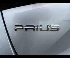 Toyota Prius 1.8 VVTi Excel Euro 6 (S/S) CVT 5Dr - 31