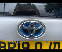 Toyota Prius 1.8 VVTi Excel Euro 6 (S/S) CVT 5Dr - 33