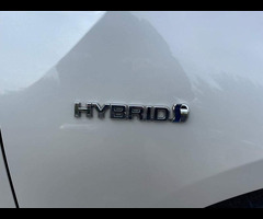 Toyota Prius 1.8 VVTi Excel Euro 6 (S/S) CVT 5Dr - 34