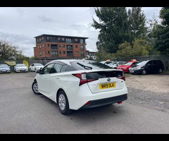 Toyota Prius 1.8 VVTi Excel Euro 6 (S/S) CVT 5Dr - 3