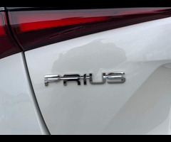 Toyota Prius 1.8 VVTi Excel Euro 6 (S/S) CVT 5Dr - 31