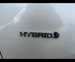 Toyota Prius 1.8 VVTi Excel Euro 6 (S/S) CVT 5Dr - 38