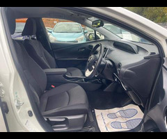 Toyota Prius 1.8 VVTi Excel Euro 6 (S/S) CVT 5Dr - 5