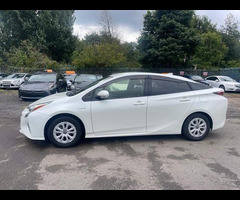 Toyota Prius 1.8 VVTi Excel Euro 6 (S/S) CVT 5Dr - 14