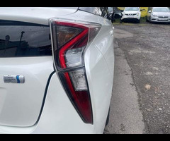 Toyota Prius 1.8 VVTi Excel Euro 6 (S/S) CVT 5Dr - 33