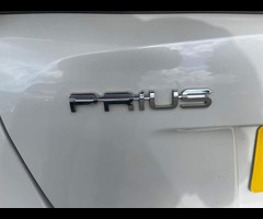 Toyota Prius 1.8 VVTi Excel Euro 6 (S/S) CVT 5Dr - 32