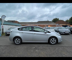 Toyota Prius 1.8 VVTi Excel Euro 6 (S/S) CVT 5Dr - 4