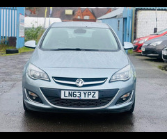 Vauxhall Astra 1.6 16v Elite Auto Euro 5 5dr - 10