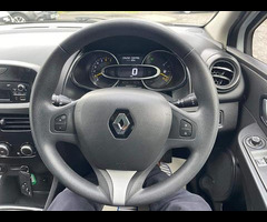 Renault Clio 0.9 TCe Play Euro 6 (s/s) 5dr - 18