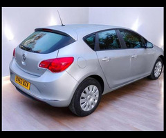 Vauxhall Astra 1.6 16v Exclusiv Auto Euro 5 5dr - 5