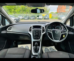 Vauxhall Astra 1.4i SRi Euro 6 5dr - 12