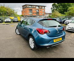 Vauxhall Astra 2.0 CDTi Elite Auto Euro 5 5dr - 2