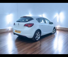 Vauxhall Astra 2.0 CDTi ecoFLEX SRi Euro 5 (s/s) 5dr - 9