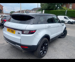 Land Rover Range Rover Evoque 2.0 TD4 SE Tech Auto 4WD Euro 6 (s/s) 5dr - 16