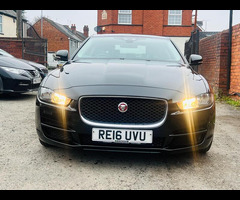 Jaguar XE 2.0d Prestige Auto Euro 6 (s/s) 4dr - 7