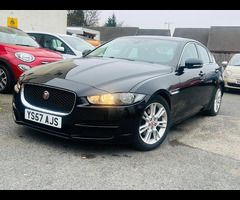 Jaguar XE 2.0d Prestige Auto Euro 6 (s/s) 4dr