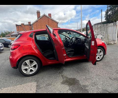 Renault Clio 1.5 dCi Dynamique MediaNav EDC Euro 5 5dr - 26