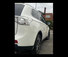 Mitsubishi Outlander 2.2 DI-D GX4 Auto 4WD Euro 5 (s/s) 5dr - 16