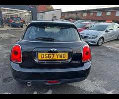 MINI Hatch 1.5 Cooper D Euro 6 (s/s) 5dr - 12