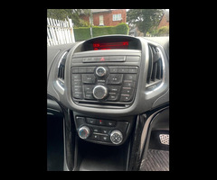 Vauxhall Zafira Tourer 2.0 CDTi SRi Auto Euro 5 5dr - 34