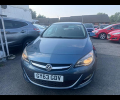 Vauxhall Astra 2.0 CDTi Elite Auto Euro 5 5dr - 10