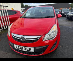 Vauxhall Corsa 1.4 16V Exclusiv Auto Euro 5 5dr - 6