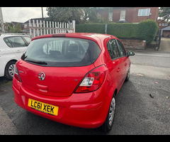 Vauxhall Corsa 1.4 16V Exclusiv Auto Euro 5 5dr - 13