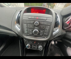 Vauxhall Zafira Tourer 2.0 CDTi SRi Euro 5 5dr - 38