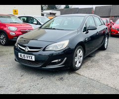 Vauxhall Astra 2.0 CDTi SRi Auto Euro 5 5dr - 5