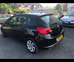 Vauxhall Astra 1.3 CDTi ecoFLEX Design Euro 5 5dr - 16