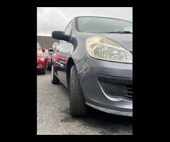 Renault Clio 1.6 VVT Expression 5dr - 31