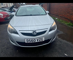 Vauxhall Astra 1.6 16v SRi Euro 5 5dr