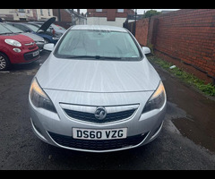 Vauxhall Astra 1.6 16v SRi Euro 5 5dr - 4