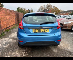 Ford Fiesta 1.4 TDCi DPF Zetec 3dr - 11