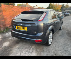 Ford Focus 2.0 TDCi Zetec 5dr - 9