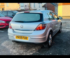 Vauxhall Astra 1.6i 16v SXi 5dr - 11