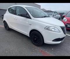 Chrysler Ypsilon 1.2 Ypsilon Silver 5dr