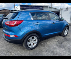 KIA Sportage 1.7 CRDi EcoDynamics 2 2WD Euro 5 (s/s) 5dr - 13