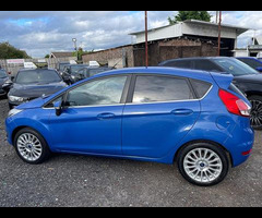 Ford Fiesta 1.0T EcoBoost Titanium Euro 5 (s/s) 5dr - 4