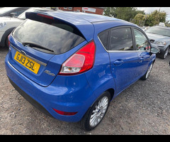 Ford Fiesta 1.0T EcoBoost Titanium Euro 5 (s/s) 5dr - 9